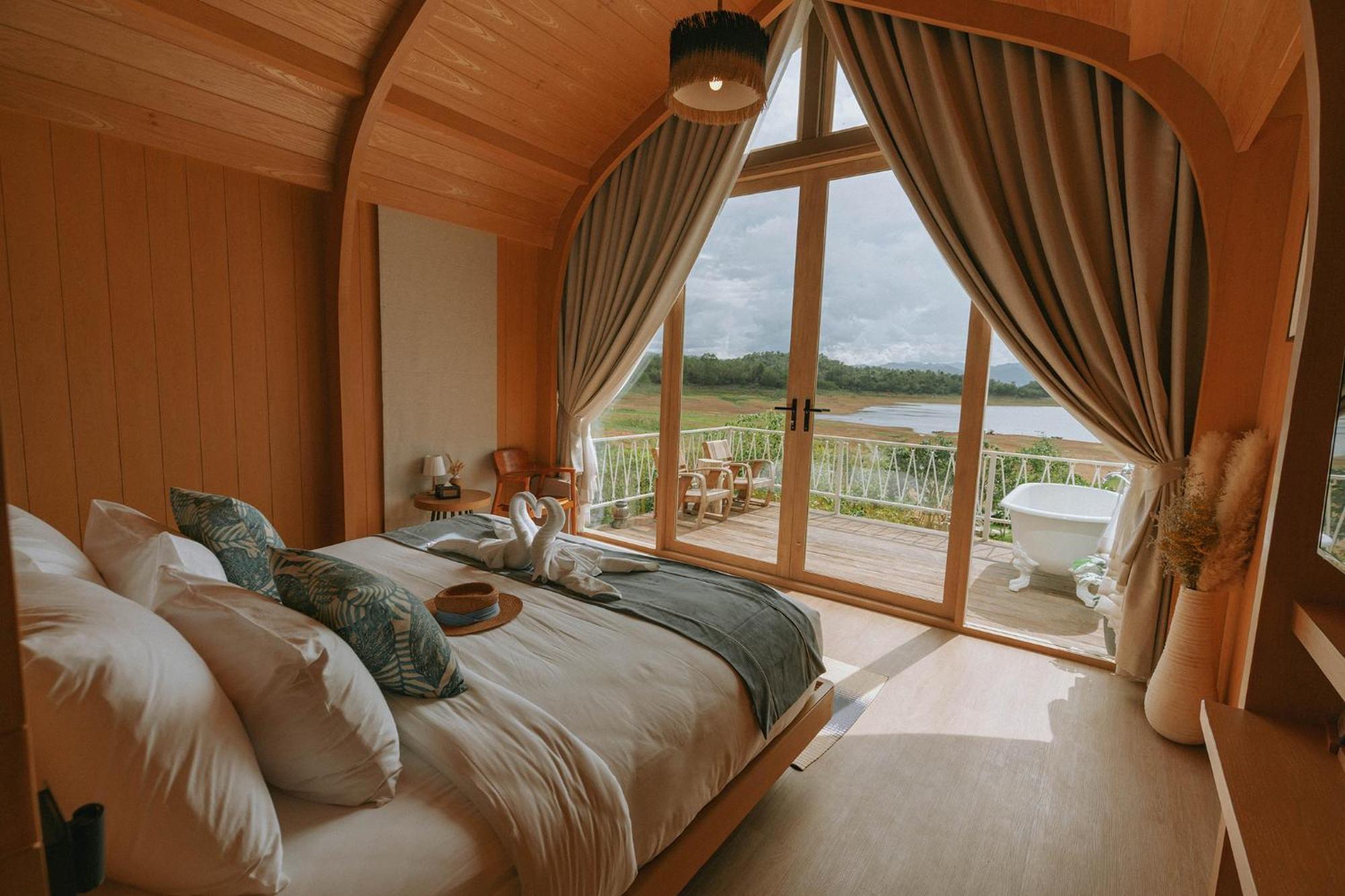 קאינג קאצ'אן Le La Lake Resort And Spa מראה חיצוני תמונה